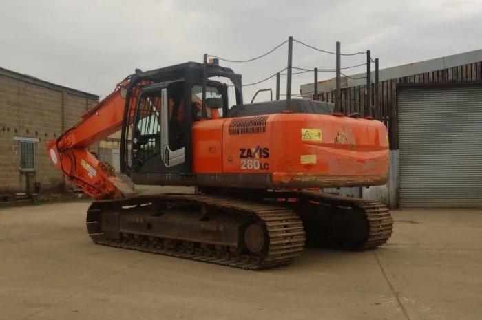 Гусеничный экскаватор. Гусеничный экскаватор Hitachi ZX280 LC-3- фото № 14