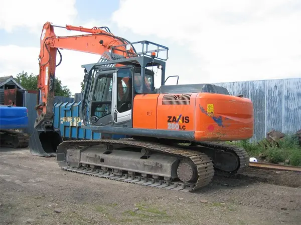 Гусеничный экскаватор Hitachi ZX280 LC-3. Экскаватор б/у- фото № 9
