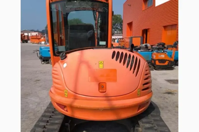 Мини-экскаватор JCB 8050 ZTS- фото № 2