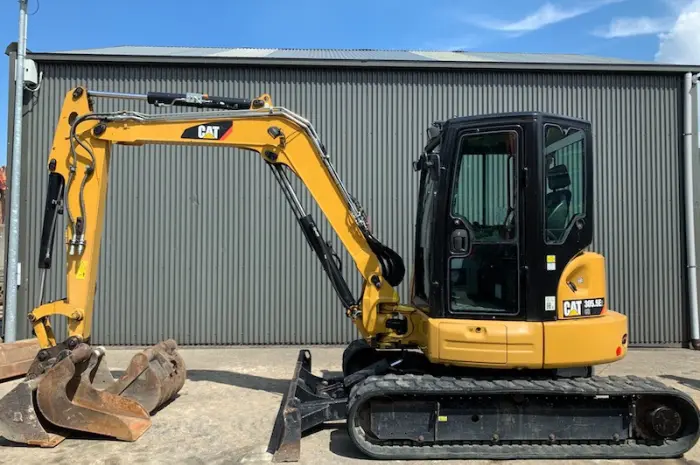 Мини-экскаватор Caterpillar 305.5 E CR- фото № 1