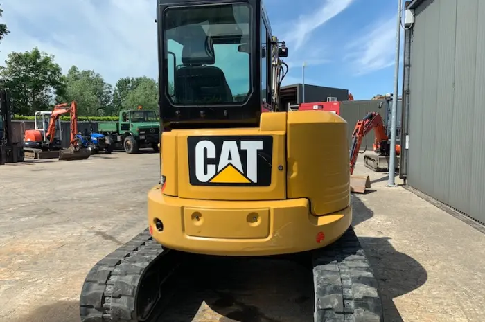 Мини-экскаватор Caterpillar 305.5 E CR- фото № 3