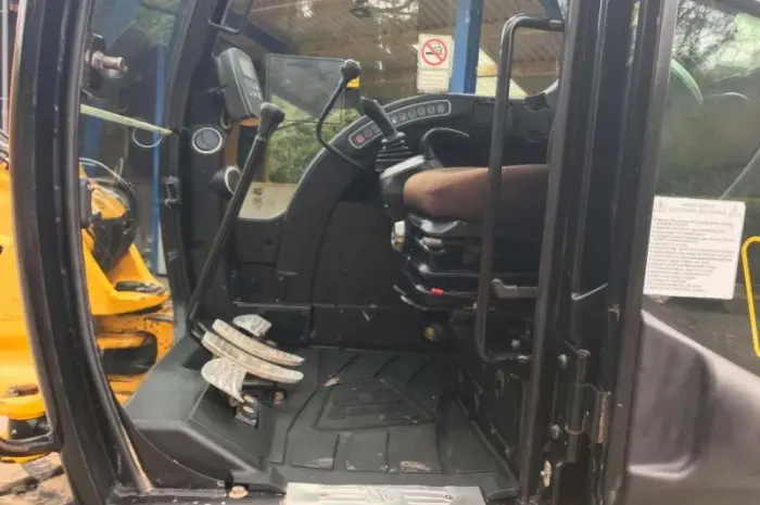 Мини-экскаватор JCB 8085 ECO- фото № 7