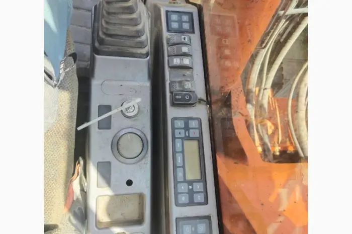 Гусеничный экскаватор DOOSAN DX340LC в Киеве- фото № 6