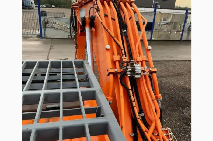 Гусеничный экскаватор DOOSAN DX225LC в наличии в Киеве- фото № 8