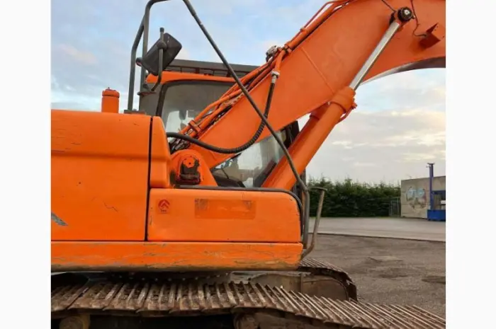 Гусеничный экскаватор DOOSAN DX225LC в наличии в Киеве- фото № 12
