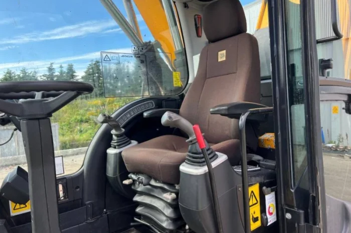 Перевантажувач JCB JS145W- фото № 9