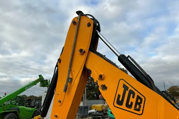 JCB 3CX Contractor 2010 рік- фото № 11