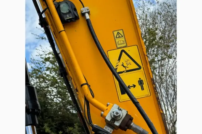JCB JS220X LC Engcon Trimble 2019 р- фото № 4