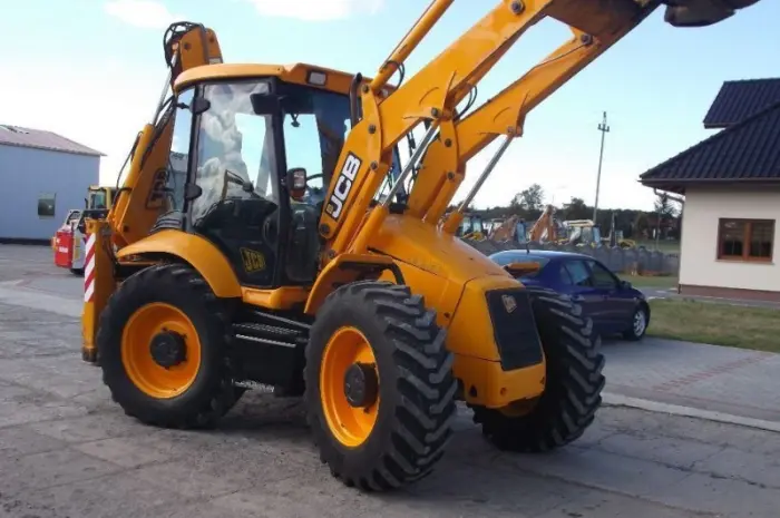 Экскаватор-погрузчик JCB 4CX 2004 года- фото № 9