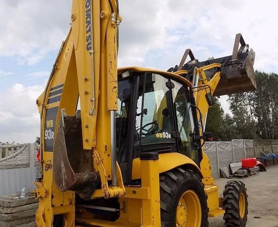 Экскаватор - погрузчик Komatsu WB93R-5 2006 года- фото № 8