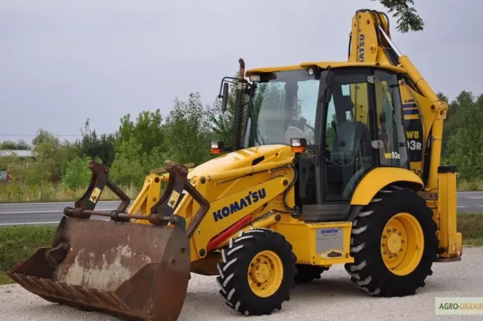 Экскаватор-погрузчик Komatsu WB93R-5 2007 года- фото № 1