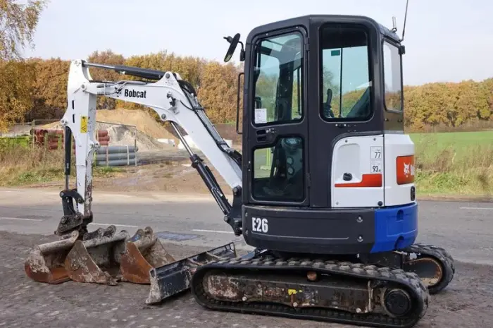 Мини-экскаватор BOBCAT Е26 ЕМ 2015 года- фото № 2
