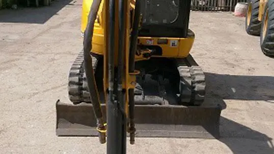 Мини экскаватор JCB 8030 ZTS 2013 года- фото № 1