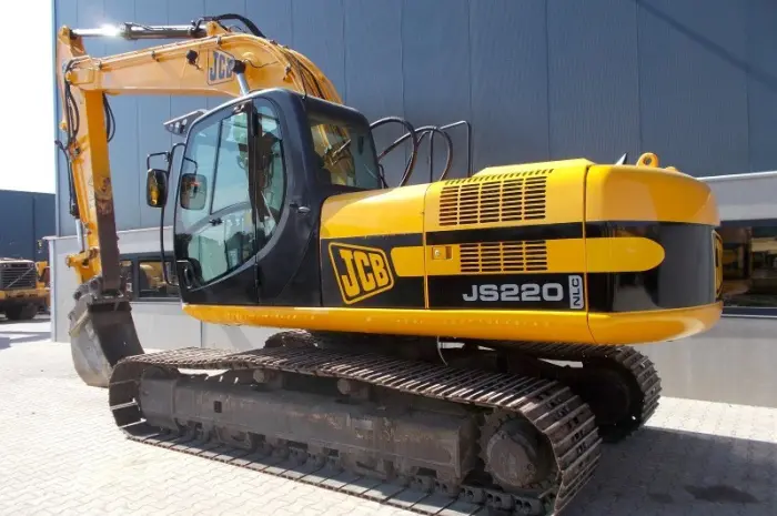 Гусеничный экскаватор JCB JS220 NLC 2010 года- фото № 1