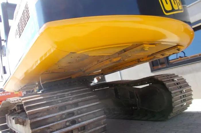 Гусеничный экскаватор JCB JS220 NLC 2010 года- фото № 2