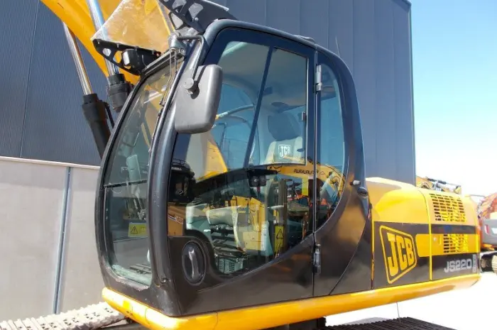 Гусеничный экскаватор JCB JS220 NLC 2010 года- фото № 7
