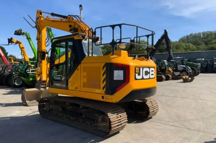 JCB 140X LC 2021 р- фото № 3