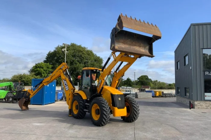 JCB 4CX Site Master 2021 р- фото № 13