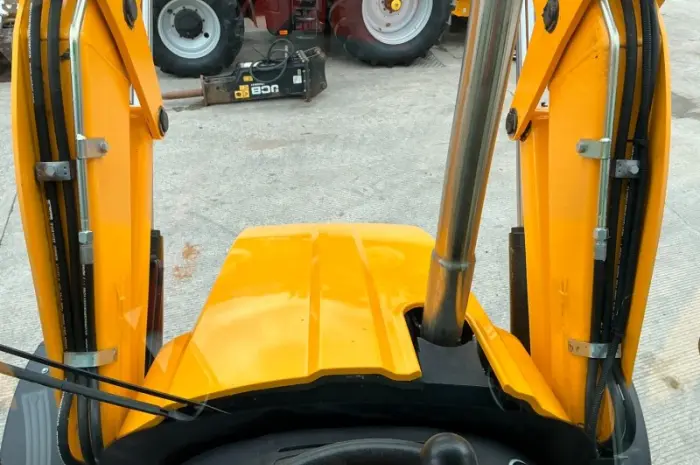 JCB 3CX Eco Site Master 2020 р- фото № 9