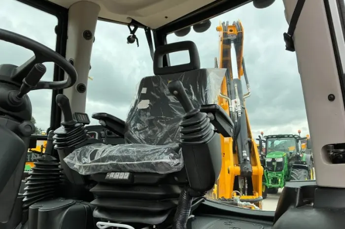 JCB 3CX Eco Site Master 2020 р- фото № 5