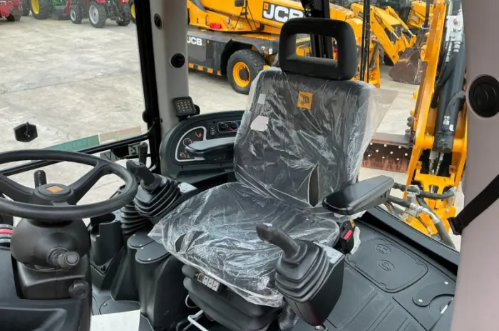 JCB 3CX Eco Site Master 2020 р- фото № 6