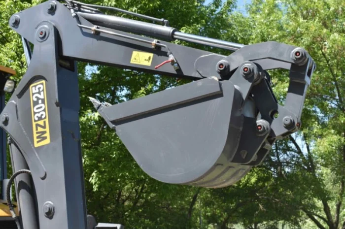 Экскаватор - погрузчик XCMG- фото № 3