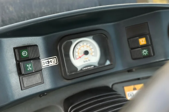 Екскаватор- навантажувач New Holland B115 - 2009 рік- фото № 10