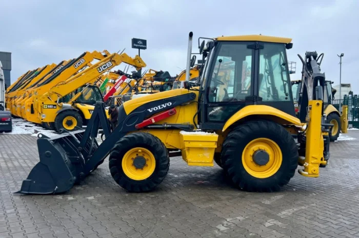 Екскаватор - навантажувач Volvo BL 71 - 2004 рік- фото № 6