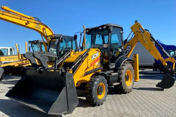 Екскаватор-навантажувач JCB 3CX Sitemaster 2017 року- фото № 1