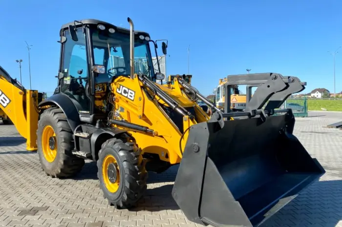 Екскаватор-навантажувач JCB 3CX Sitemaster 2017 року- фото № 6