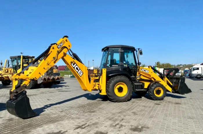 Екскаватор-навантажувач JCB 3CX Sitemaster 2017 року- фото № 2