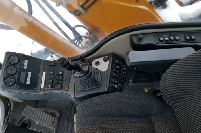 Повноповоротний екскаватор Liebherr A 312 Litronic- фото № 6