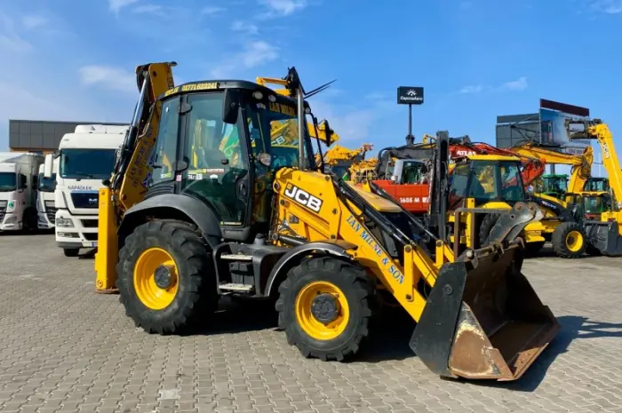 Екскаватор-навантажувач JCB 3CX - 2018 рік- фото № 4