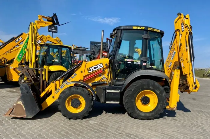 Екскаватор-навантажувач JCB 3CX - 2018 рік- фото № 9