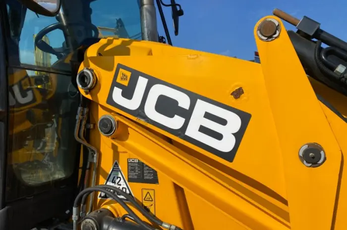 Екскаватор-навантажувач JCB 3CX - 2018 рік- фото № 12