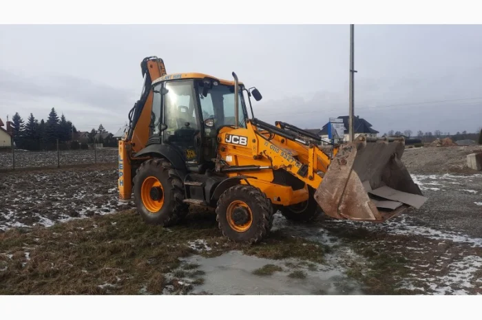 Экскаватор погрузчик JCB 3CX в наличии в Киеве- фото № 1