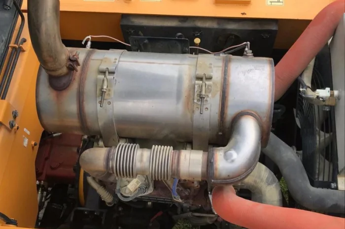 Гусеничный экскаватор Hyundai Robex 140 LC-9 A. Спецтехника б/у- фото № 8