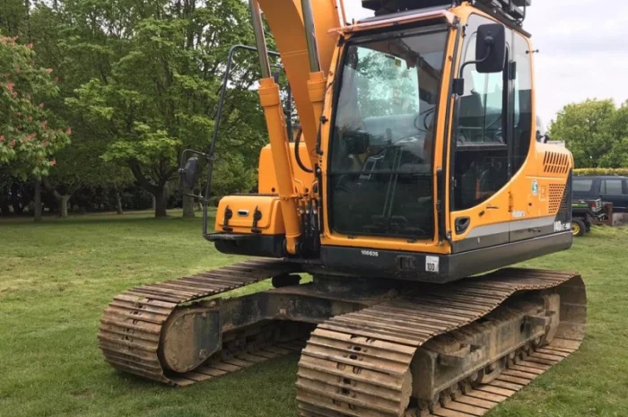 Гусеничный экскаватор Hyundai Robex 140 LC-9 A. Спецтехника б/у- фото № 19