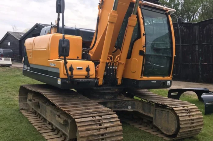 Гусеничный экскаватор Hyundai Robex 140 LC-9 A. Спецтехника б/у- фото № 18