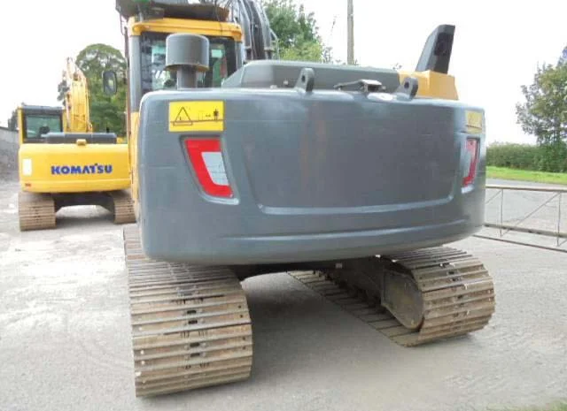 Гусеничный экскаватор Volvo EC 140 DL- фото № 19