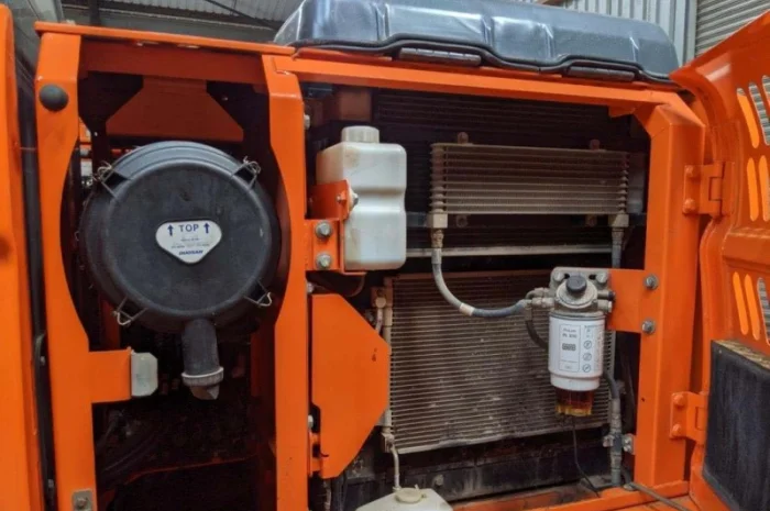 Гусеничный экскаватор Doosan DX 140 LC- фото № 4