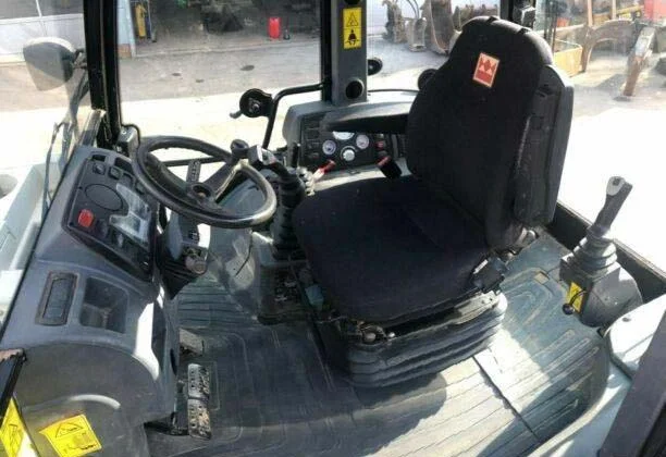 Экскаватор-погрузчик Terex TLB890PS- фото № 7