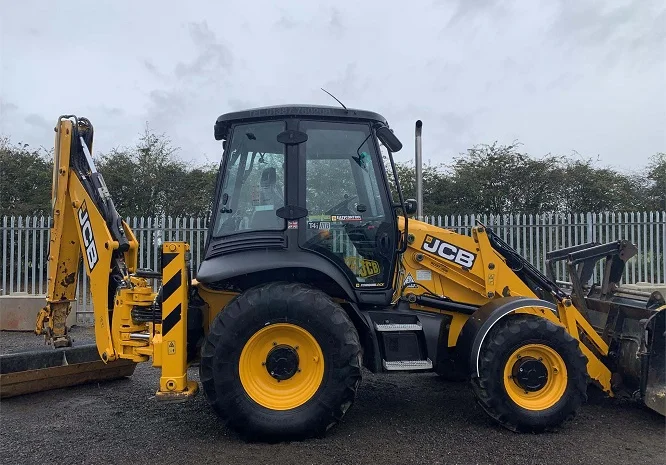 Экскаватор-погрузчик JCB 3CX Contractor- фото № 4