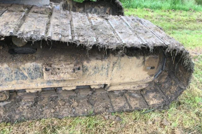 Гусеничный экскаватор JCB JS 160LC- фото № 15