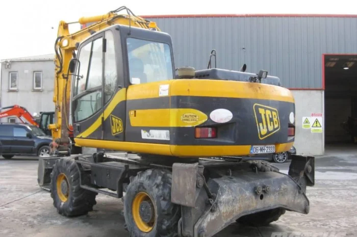 Колесный экскаватор JCB JS 130 W- фото № 8