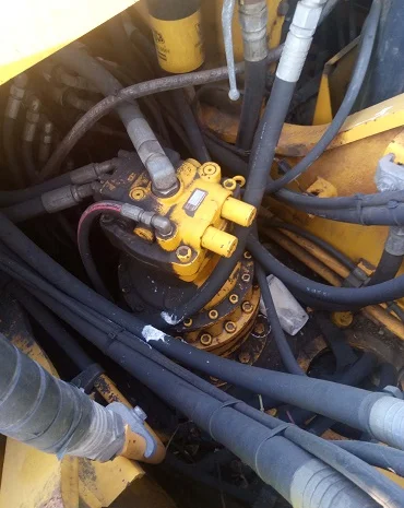 Гусеничный экскаватор JCB JS220 LC. Киев- фото № 9