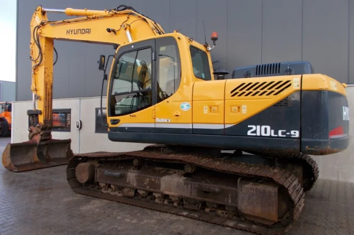 Гусеничный экскаватор Hyundai 210LC-9- фото № 1