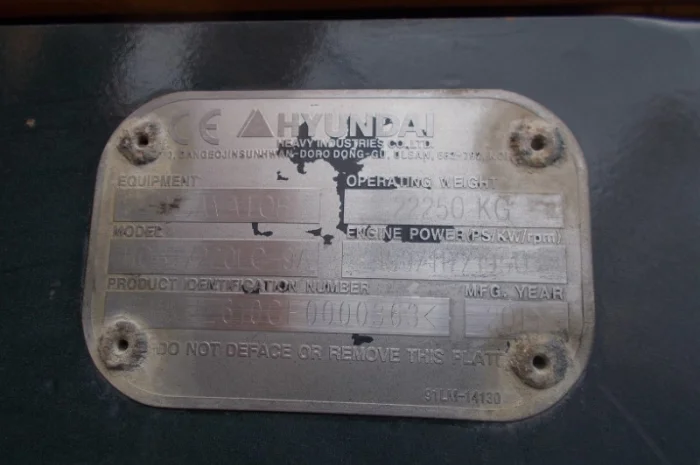 Гусеничный экскаватор Hyundai R220LC-9A- фото № 4