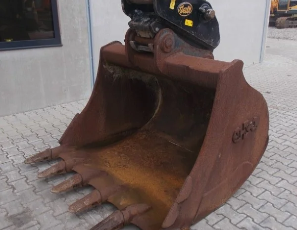 Гусеничный экскаватор Hyundai R220LC-9A- фото № 7