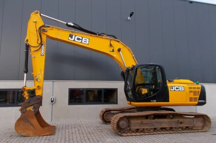 Гусеничный экскаватор JCB JS220LC- фото № 1